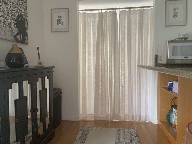 Foto del edificio - 1271 Ozeta Terrace