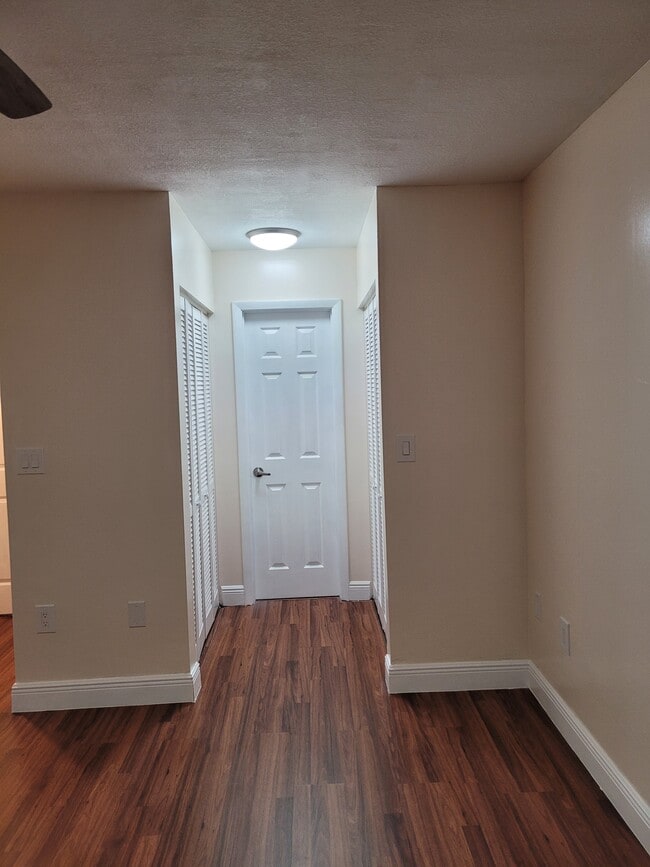 Building Photo - 8580 SW 212th St