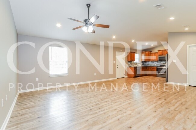 Building Photo - Charming 3 Bedroom in Benton!