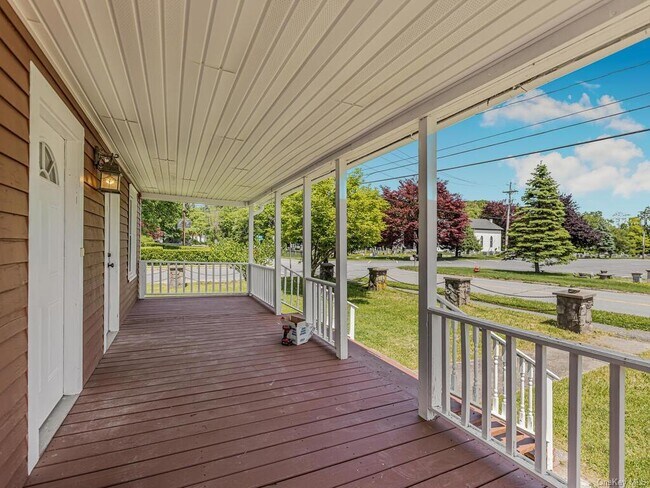 Foto del edificio - 46 Highland Ave