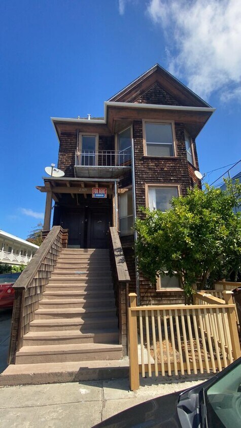 Primary Photo - 2309 Haste St