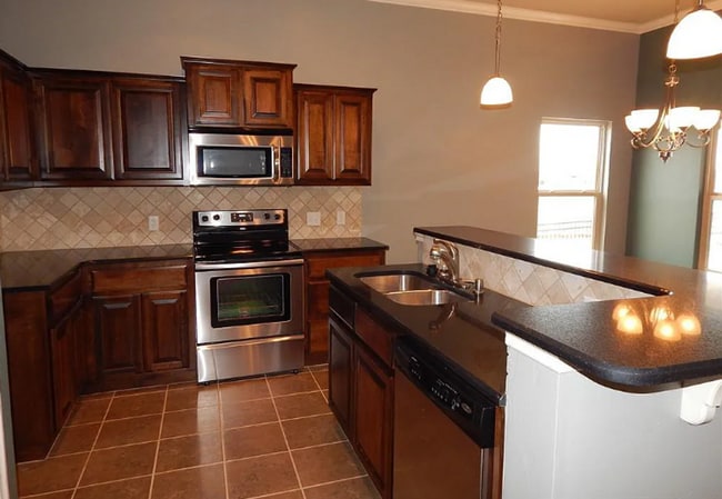 Photo - Upscale Edmond in Valencia , Deer Creek Schools ! House