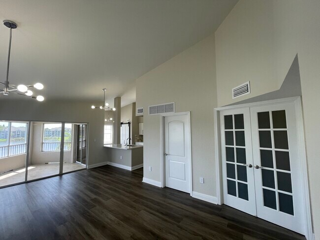 Foto del edificio - 2850 N Oakland Forest Dr