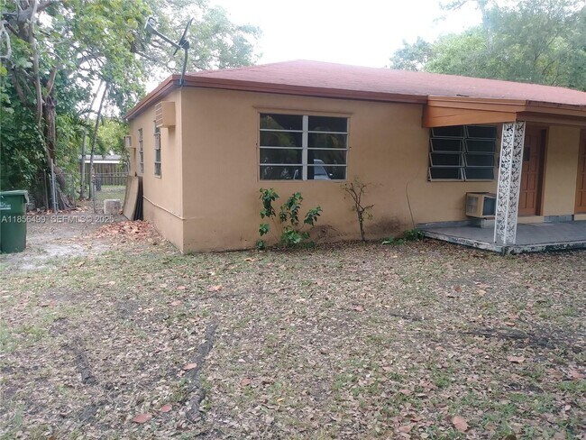 Foto del edificio - 1541 NE 131st Ln