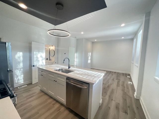 Foto del edificio - 651 N Paulina St