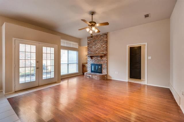 Foto del edificio - 1512 Briarcrest Dr