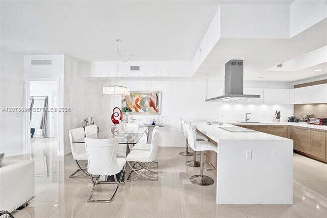 Foto del edificio - 17301 Biscayne Blvd
