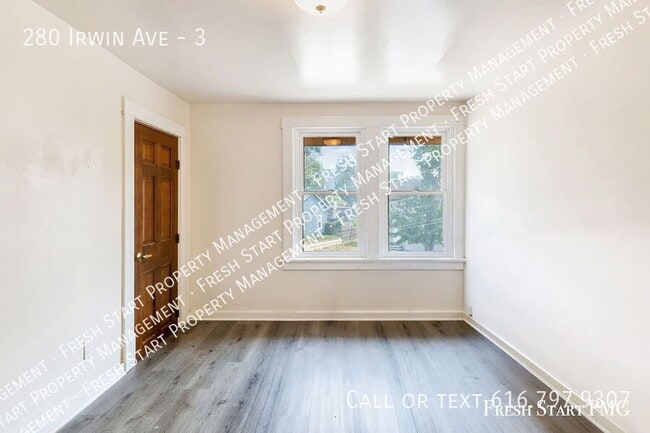 Building Photo - 280 Irwin Ave