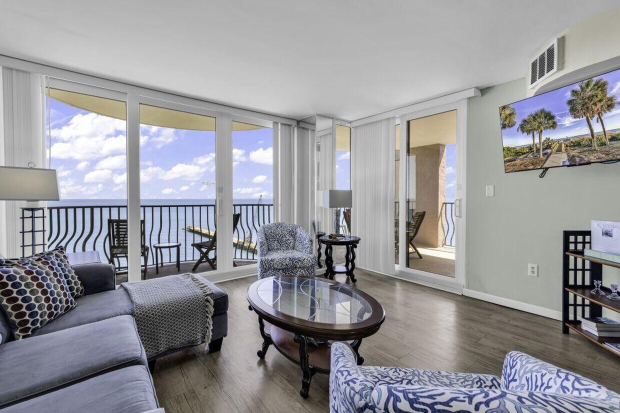 Foto principal - 2500 N Ocean Blvd