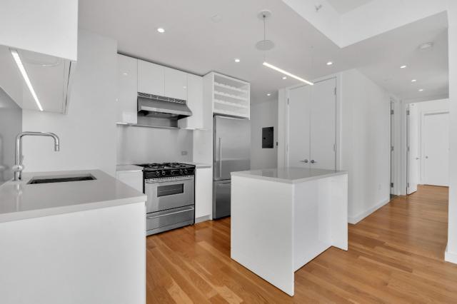 Foto principal - 2 bedroom in Brooklyn NY 11201