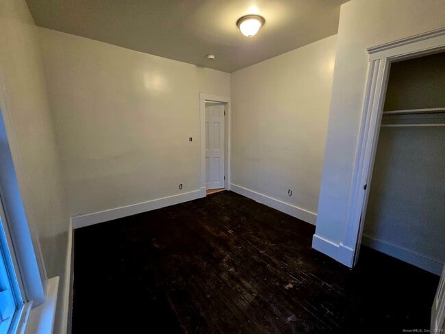 Building Photo - 75 Curtis St