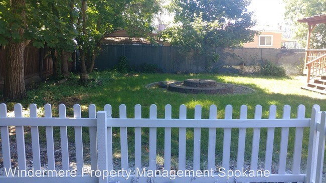 Building Photo - 7110 E Liberty Ave