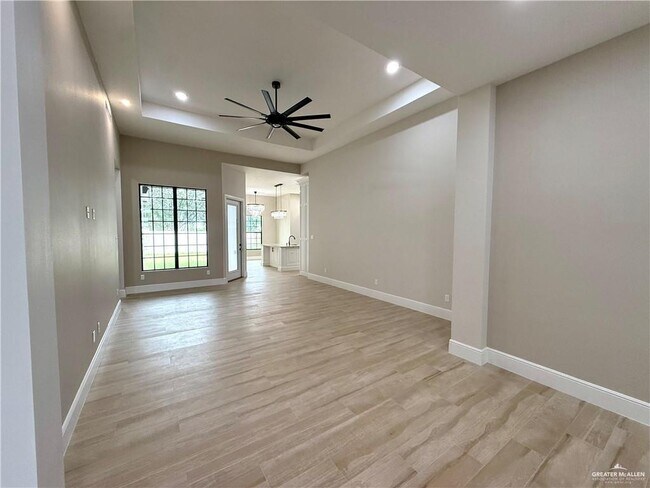 Building Photo - 5501 Baylor Ave