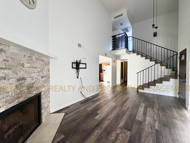 Foto del edificio - 1981 N Terraza de la Cienega