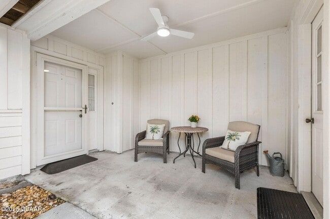 Building Photo - 4 Jasmine Run