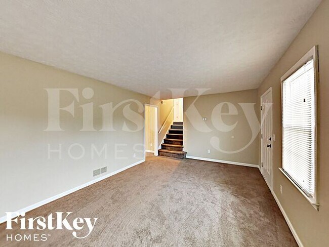 Building Photo - 390 Breezy Drive Southwest