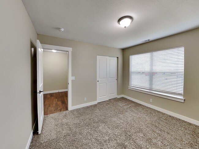 Foto del edificio - 1019 Boatman Ave NW