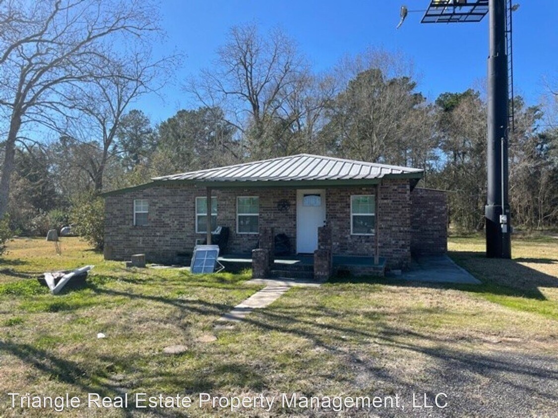 Primary Photo - 2 br, 1 bath House - 4586 Hwy 69S