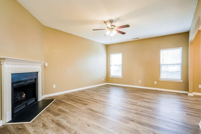 Building Photo - 8401 Neuse Hunter Dr