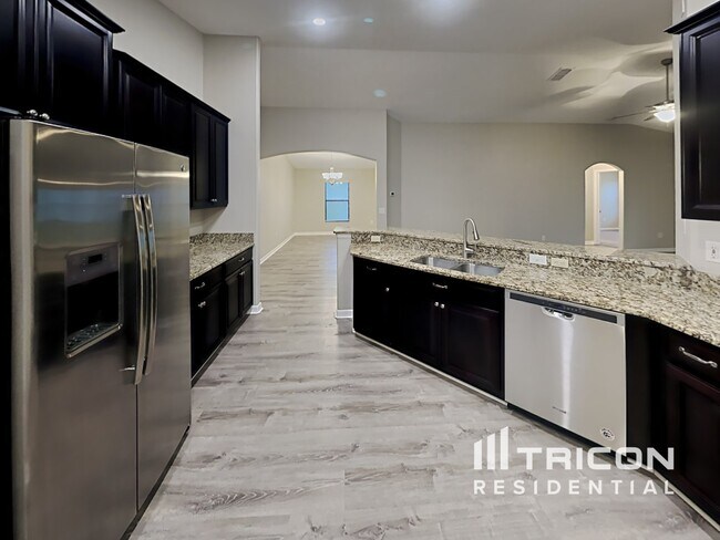 Foto del edificio - 10113 Count Fleet Dr