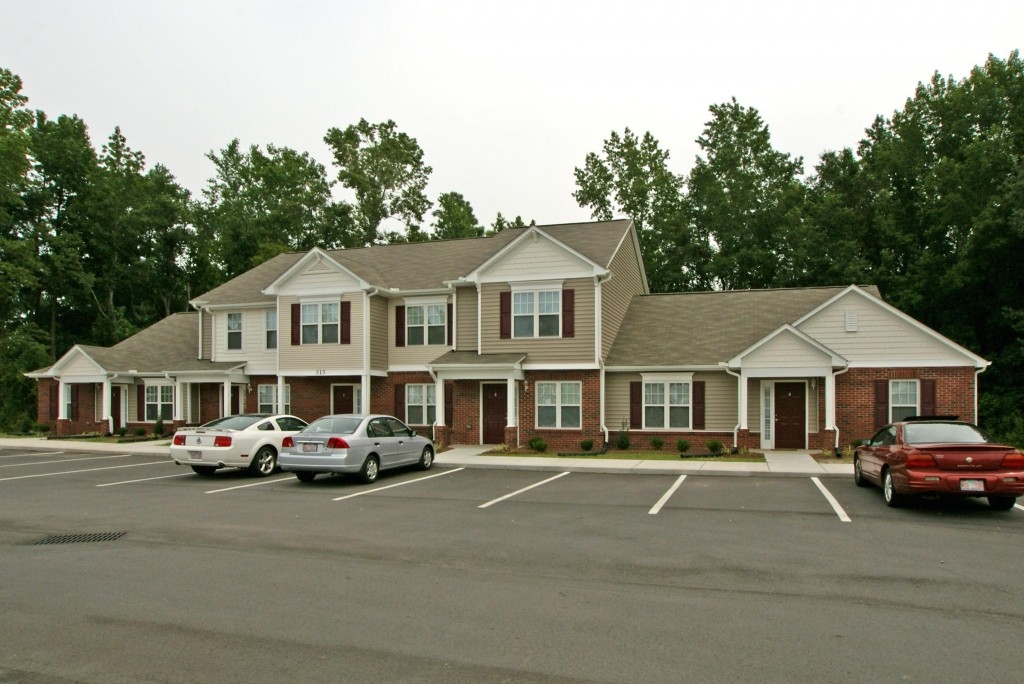 Foto principal - Randall Place Apartments