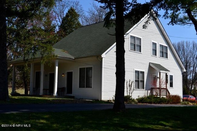Building Photo - 107 -2 Givens Ln