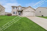 Foto principal - 5211 NE Hillcrest Dr