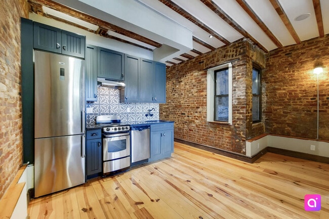 Foto del edificio - 1467 Bedford Ave