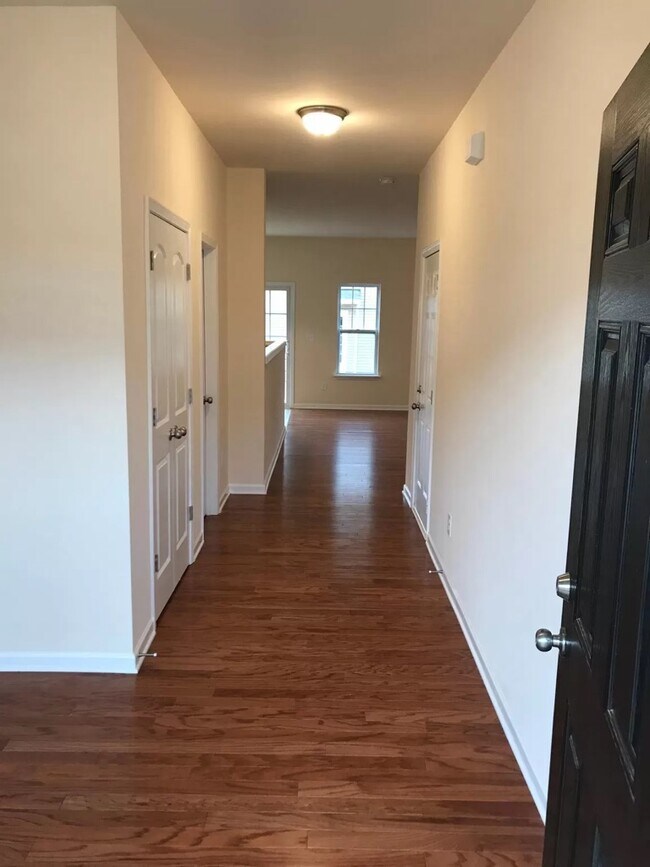 Building Photo - 4621 Quinton Ln