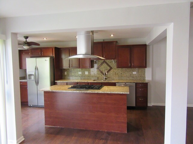 Building Photo - 2 Creekside Cir