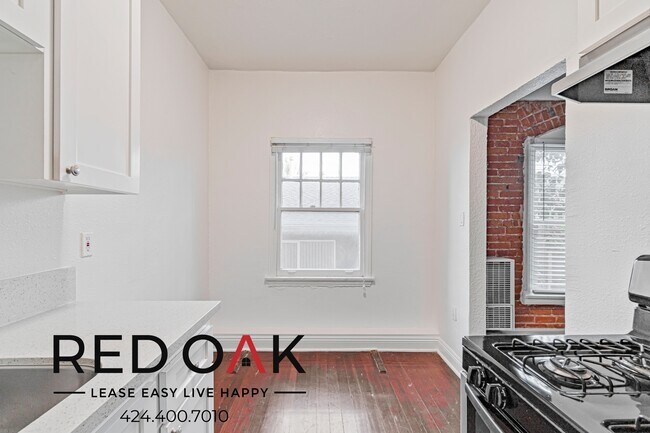 Foto del edificio - 5406 Lexington Ave