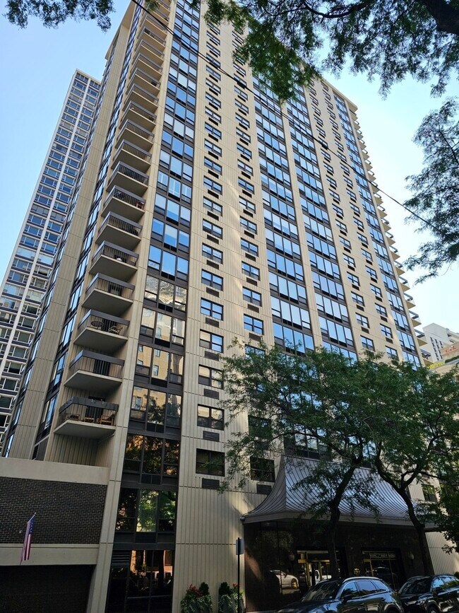 Building Photo - 1313 N Ritchie Ct