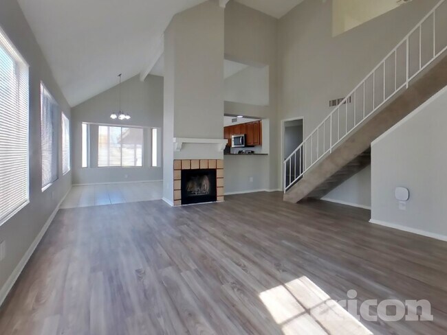 Building Photo - 20840 N 21st Ave