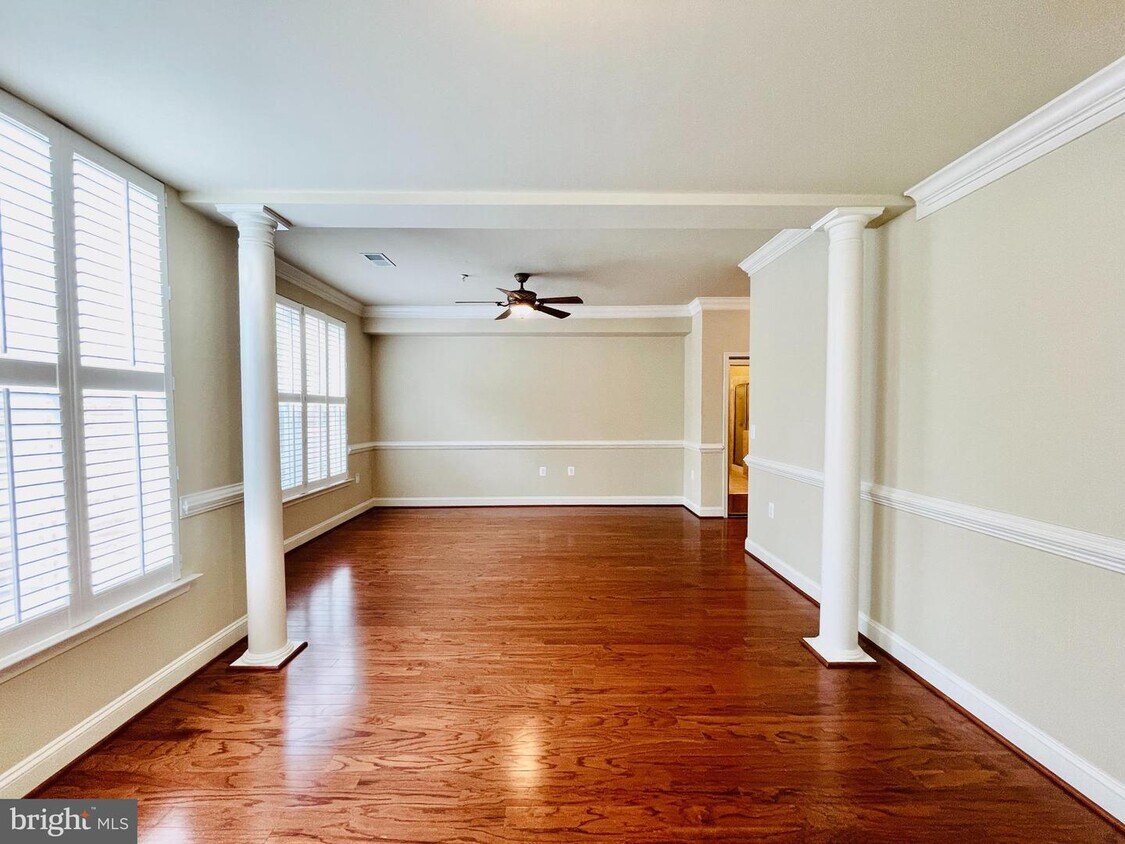 8610 Liberty Trail Unit 103, Manassas, VA 20110 - Room for Rent in