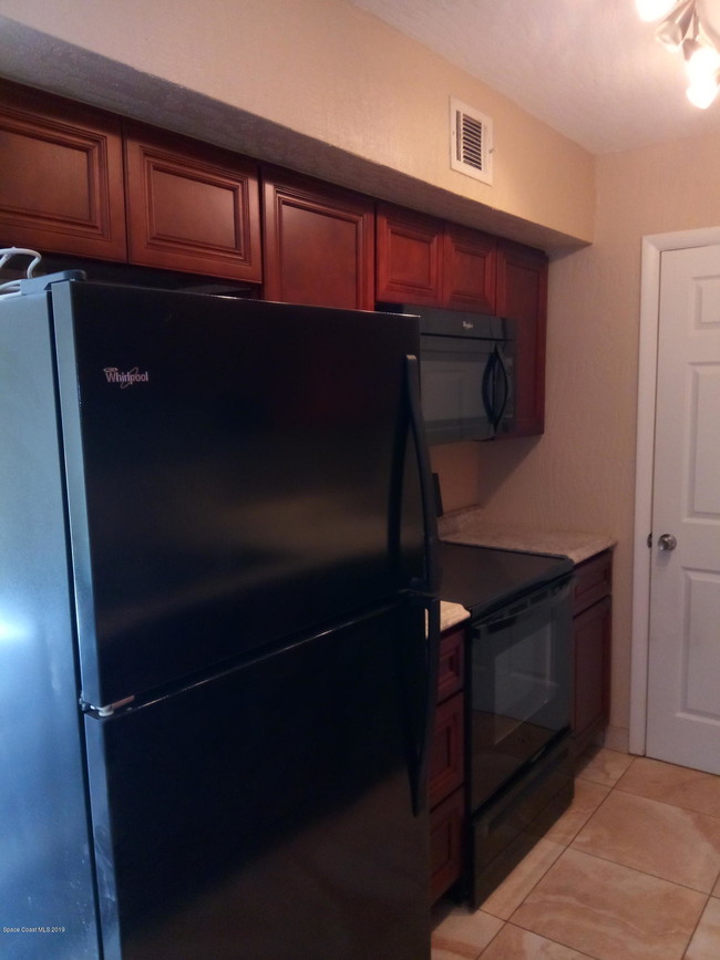Foto del edificio - 2190 Forest Knoll Dr NE