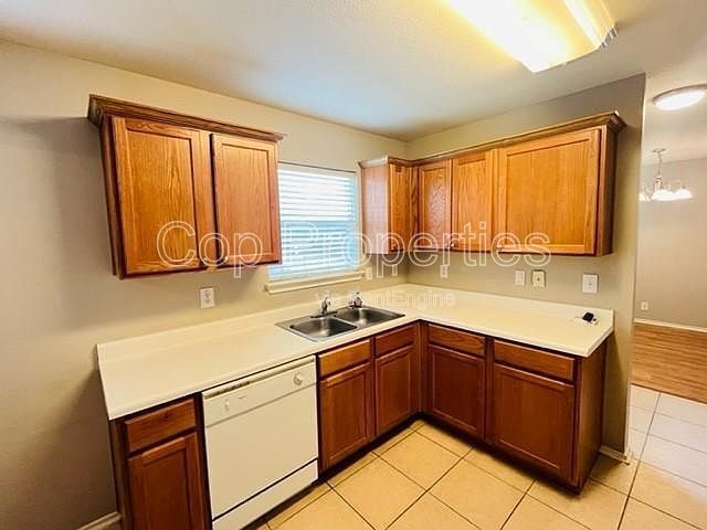 Building Photo - 9819 Autumn Pl