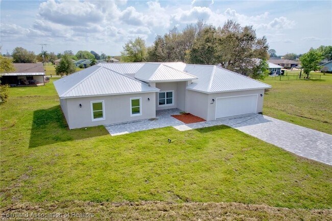 Building Photo - 6909 Salem Ct