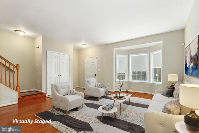 Foto del edificio - 803 Twin Brook Ln