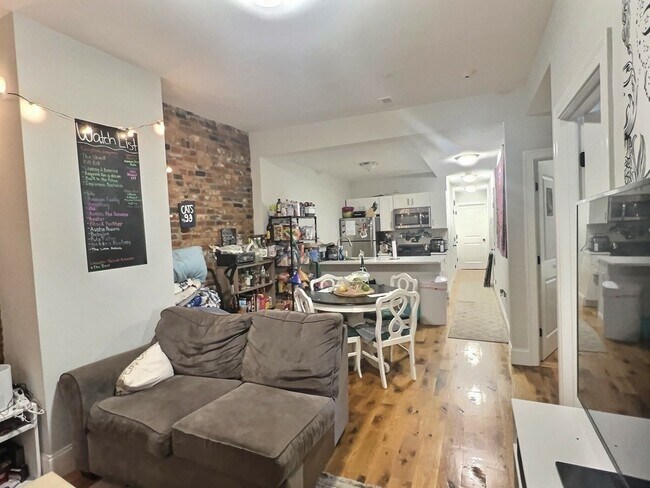 Foto del edificio - 255 Paris St