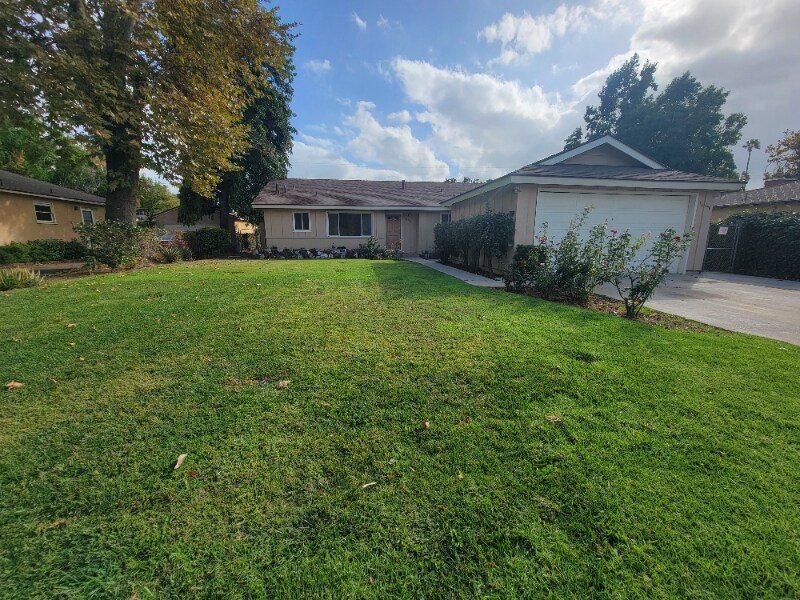 Foto principal - 13550 Leadwell St