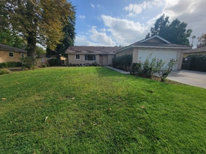 Building Photo - 13550 Leadwell St