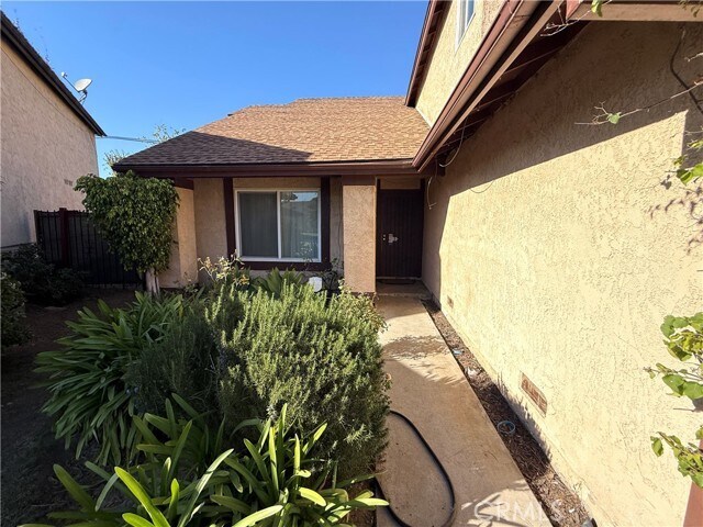 Building Photo - 6 Pepper Ct