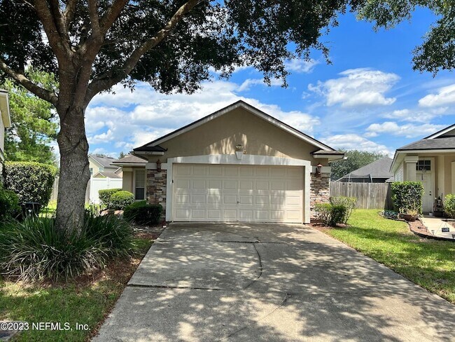 Foto del edificio - 4078 Pebble Brooke Circle South