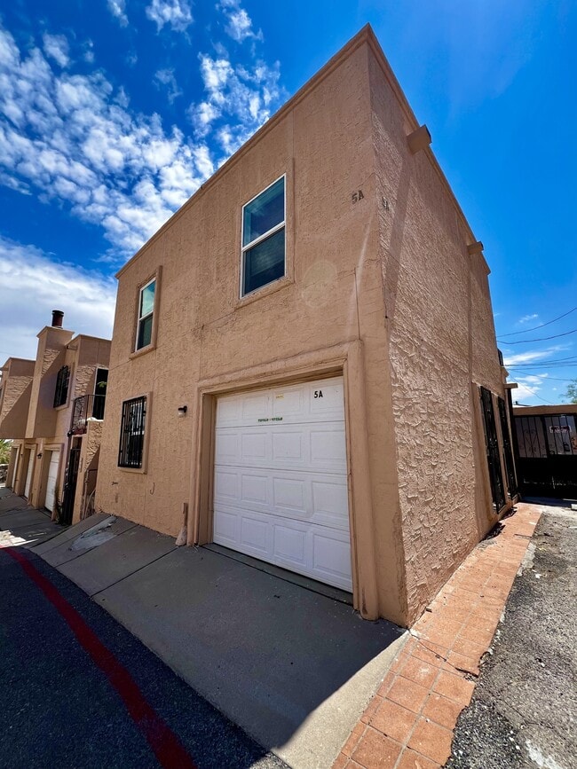 Building Photo - 2520 San Jose Ave