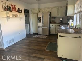Building Photo - 1315 Camelot Dr