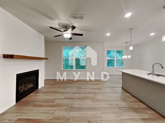 Building Photo - 3 br, 2 bath House - 757 Riverwood Pass