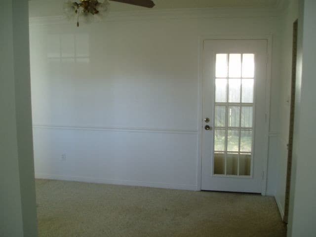 Building Photo - 150 Beach Dr