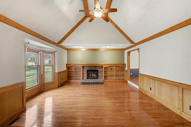 Building Photo - 15322 W 83rd Terrace