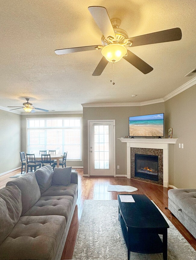 Building Photo - 4756 Beach Bay Ct