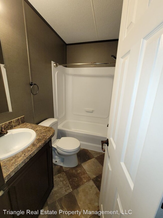 Building Photo - 3 br, 2 bath House - 10242 Flynn Rd